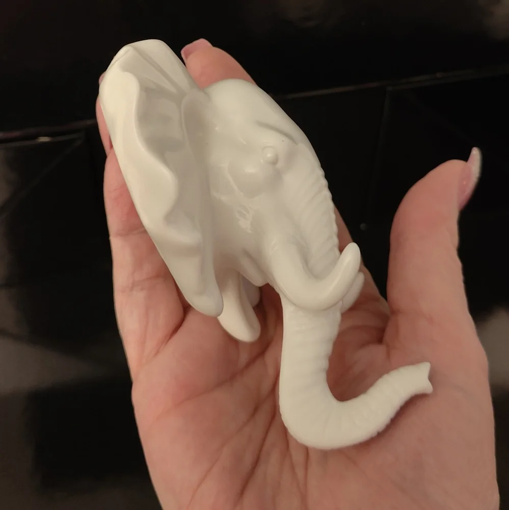 Decorative Glossy White Elephant Head PVC Wall Hook